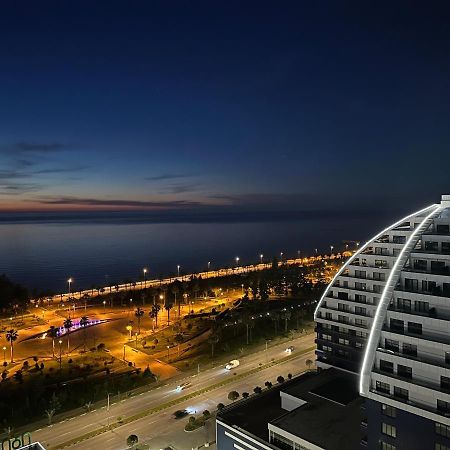 White Sails Residential Hotel Batumi Exterior foto