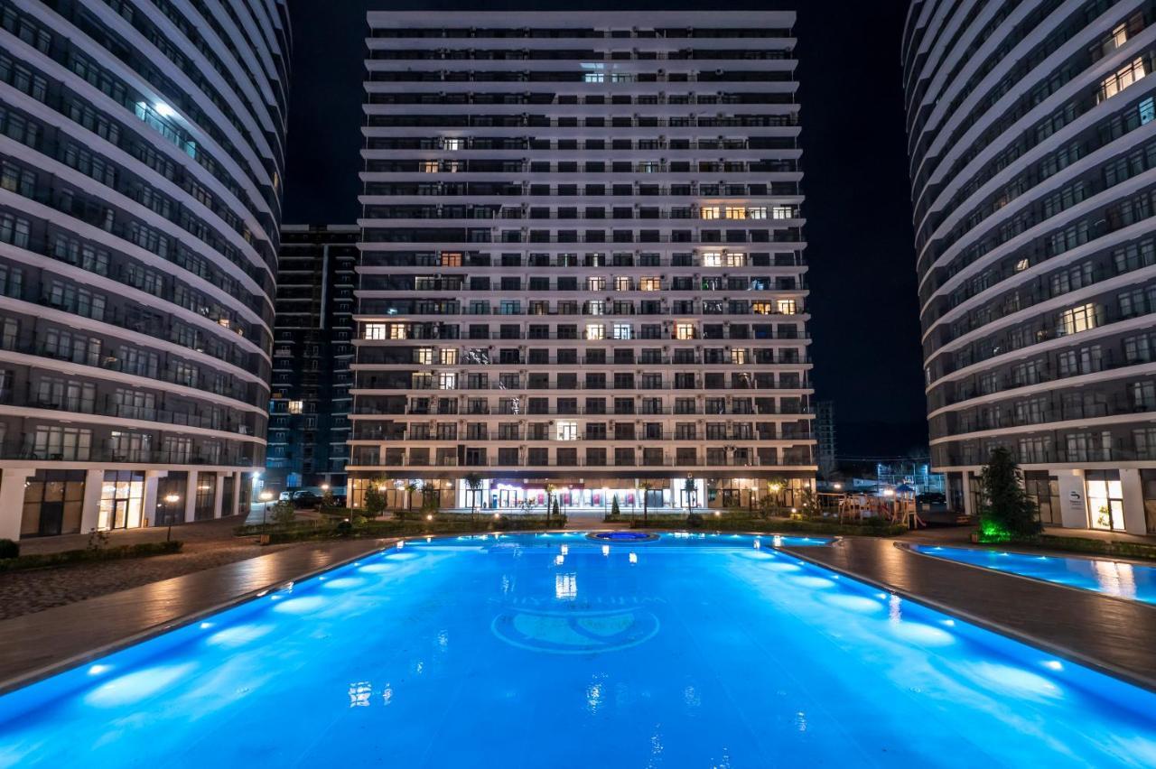 White Sails Residential Hotel Batumi Exterior foto