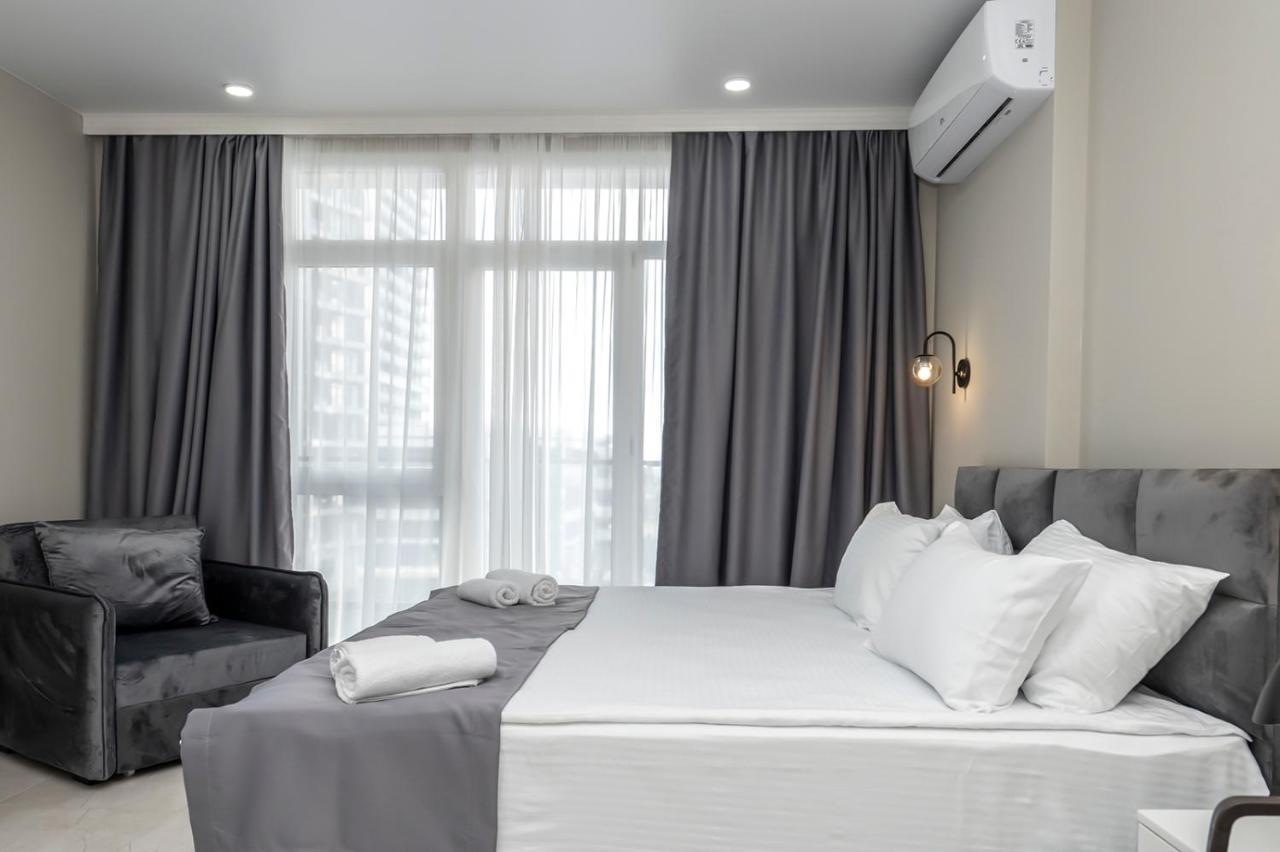 White Sails Residential Hotel Batumi Exterior foto