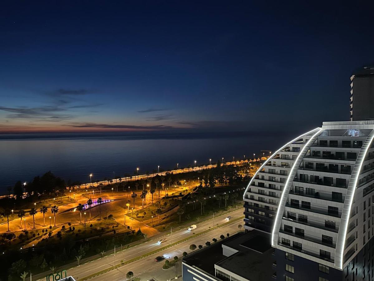 White Sails Residential Hotel Batumi Exterior foto